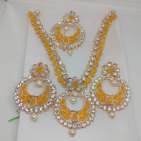 Khushboo Jewellers Premium Crystal And Pearl Wedding Necklace Set with Maangtikka
