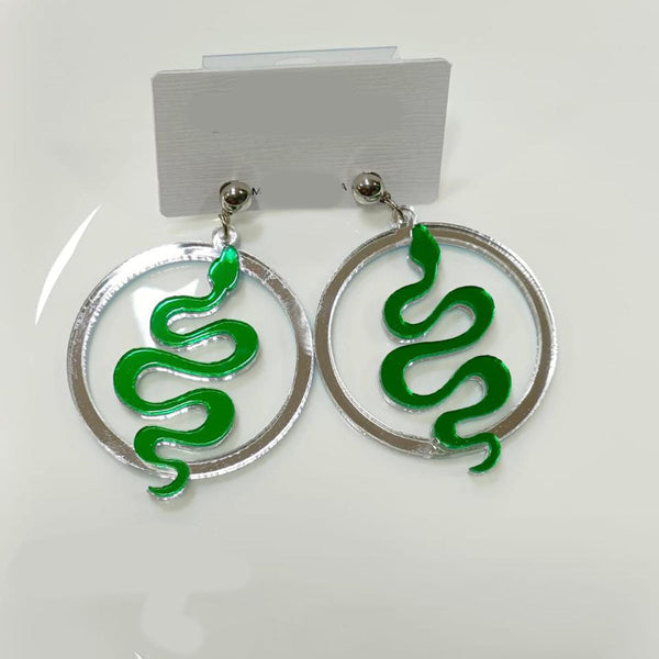 Tarohi Jewels Cute Korean Style Snake Shape Earrings