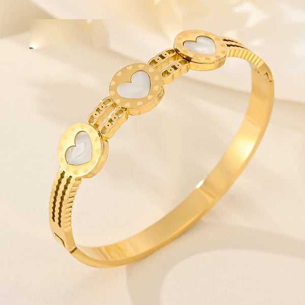 Tarohi Jewels Gold Plated Heart Shape Openable Bracelet