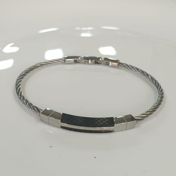 Tarohi Jewels Silver Plated Bracelet