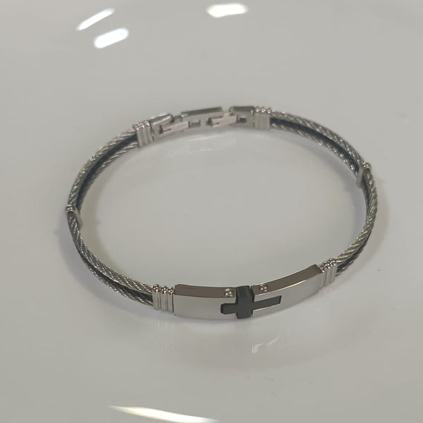 Tarohi Jewels Silver Plated Bracelet