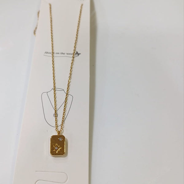 Tarohi Jewels Gold Plated Chain Pendent