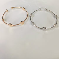 Tarohi Jewels Fancy Openable Bracelet