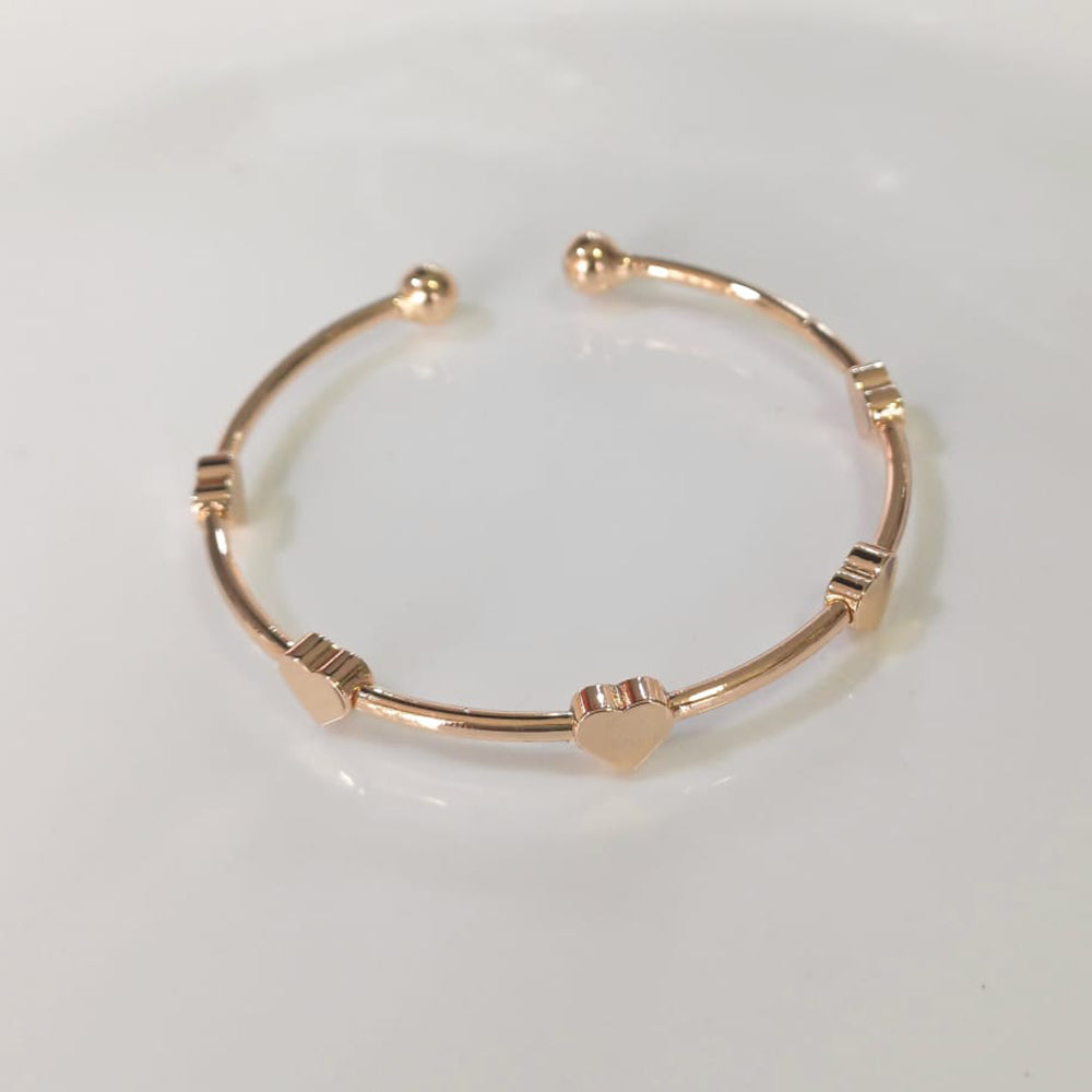 Tarohi Jewels Rose Gold Fancy Openable Bracelet