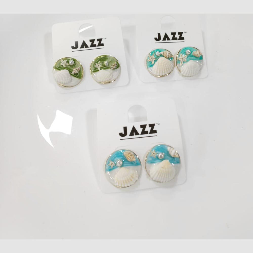 Tarohi Jewels Fancy Studs Earrings