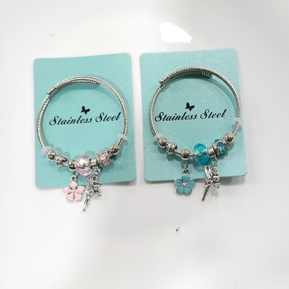 Tarohi Jewels Graceful Beads & Charms Wristwear