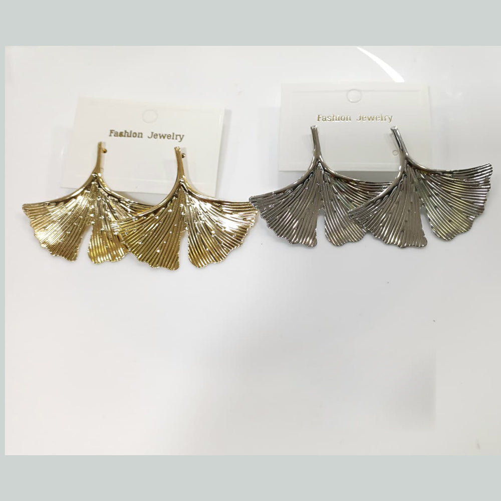 Tarohi Jewels Nature-Inspired Dual Leaf Designer Studs