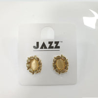Tarohi Jewels Elegant Pota Stone Designer Stud Earrings