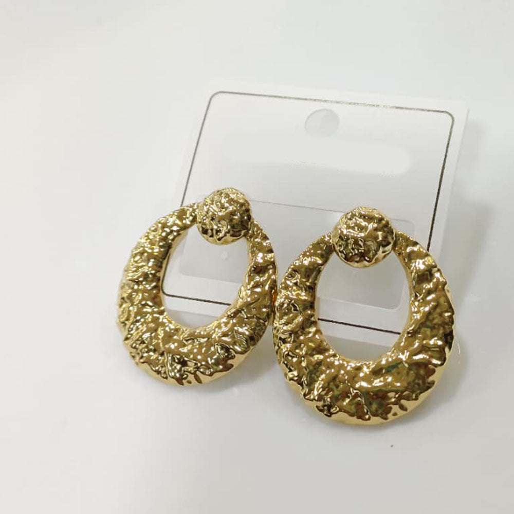 Tarohi Jewls Stylish Gold Plated Hoop Earrings Lightweight Daily Wear Jewellery