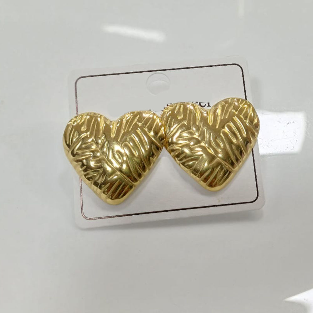 Tarohi Jewels Minimalist Gold Plated Trendy Heart Shape Stud Earrings