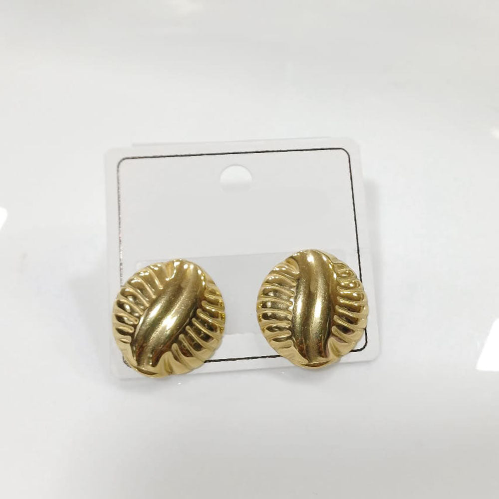 Tarohi Jewels Minimalist Gold Plated Trendy Stud Earrings