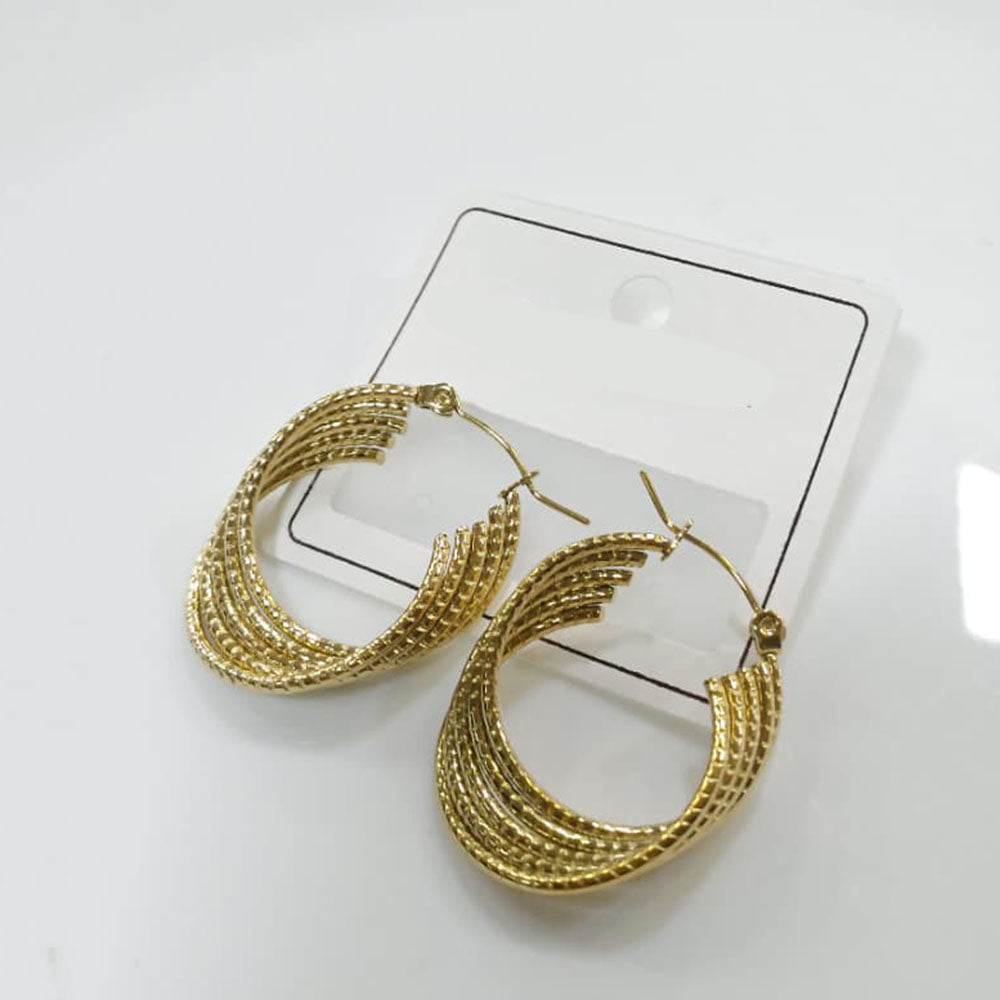 Tarohi Jewels Classic Gold Plated Hoop Earrings | Everyday Wear Jewellery