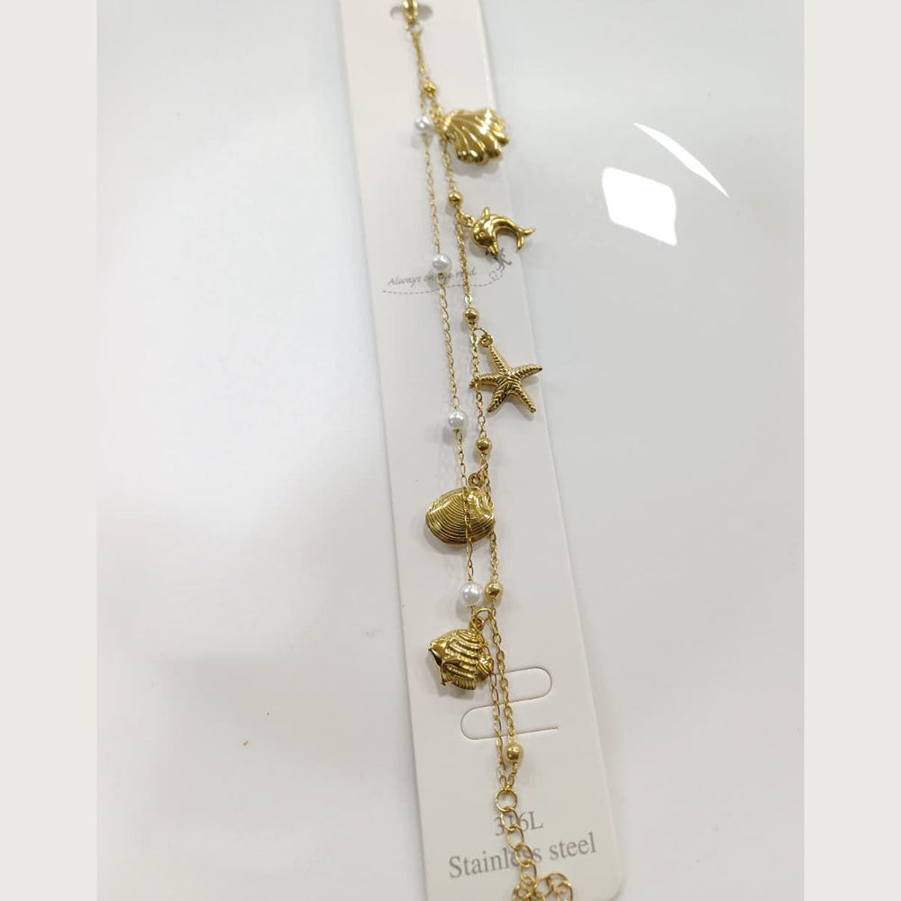 Tarohi Jewels Gold Plated Chic Star Shape Charms And Pearl Adjustable Bracelet