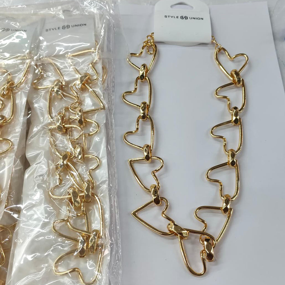 Tarohi Jewels Statement Anti Tarnish Heart Designer Necklace