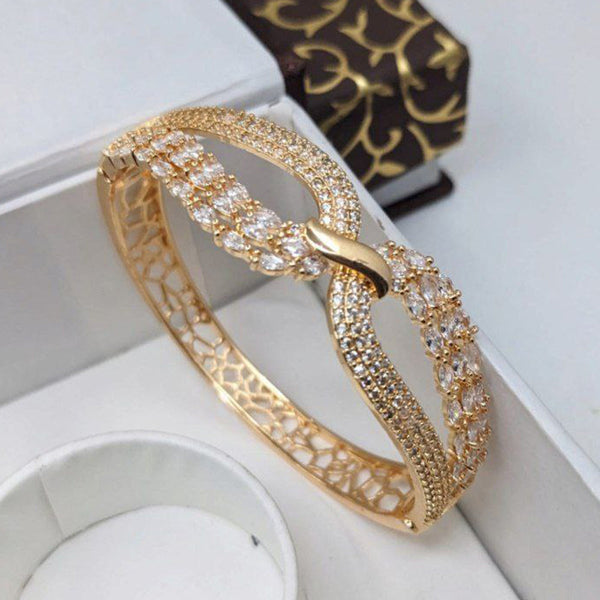 Aamrapali Gold Plated American Diamond Bangle