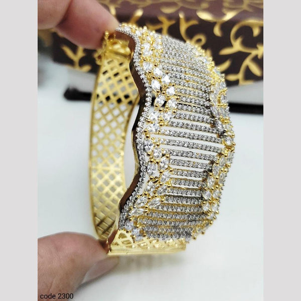 Aamrapali Gold Plated American Diamond  Bracelet