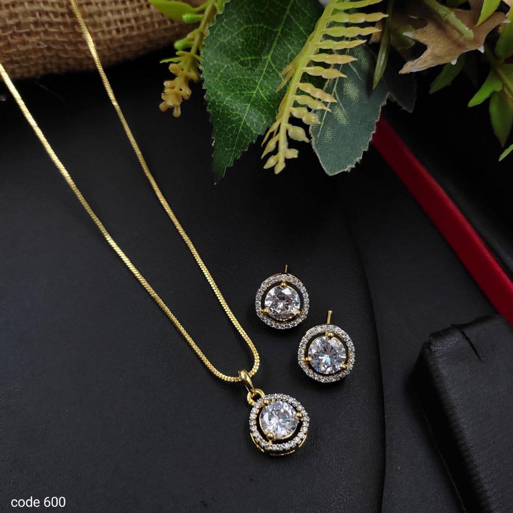 Aamrapali Designer Gold Plated Dazzling Austrian Stones Chain Pendant Set