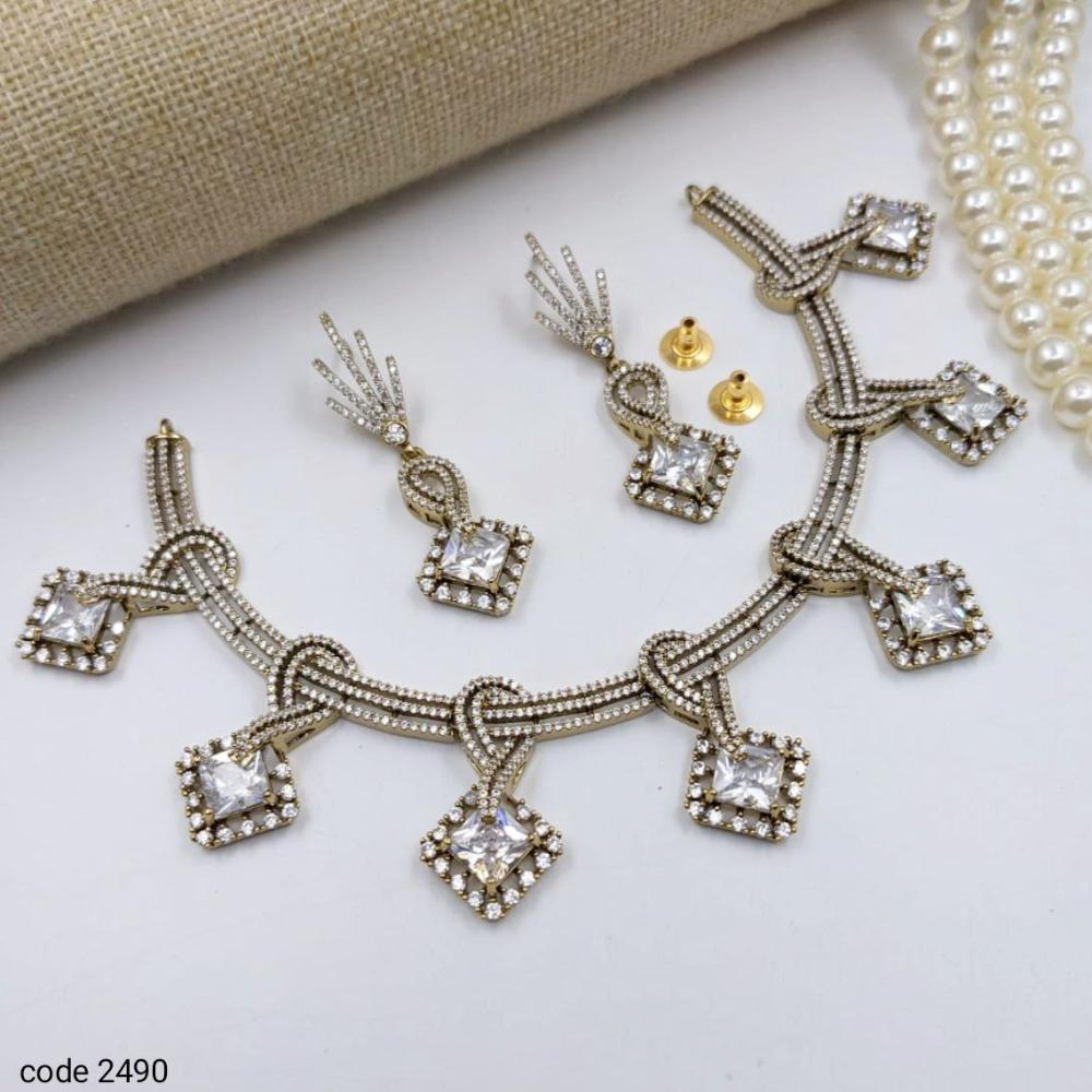 Aamrapali Glamour Silver Shine American Diamond Necklace Set