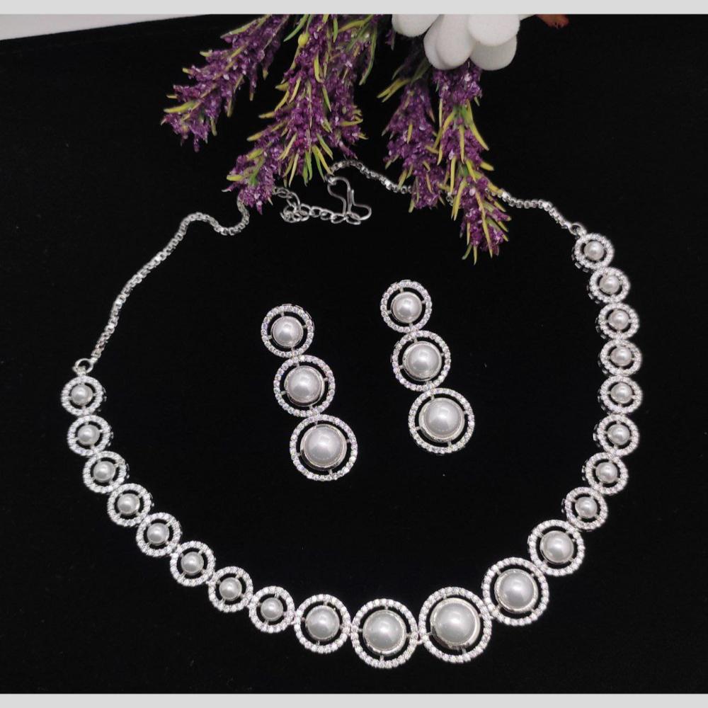 Aamrapali Glam Silver Plated Austrain Stone And Pearl Necklace Set