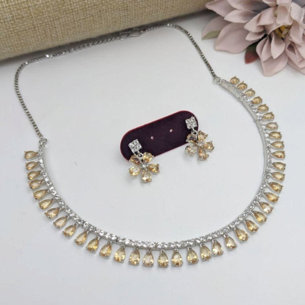 Aamrapali Elegant Teardrop Necklace and Floral Earrings Set