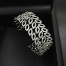 Aamrapali Trendy Leaf Shape Austrian Stone Bracelet