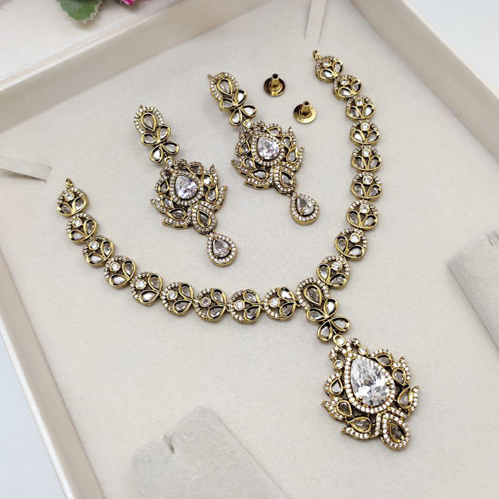 Aamrapali Shimmer Crystal Stone Austrian Stone Necklace Set
