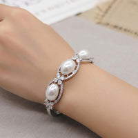 Aamrapali Royal American Diamond And Pearl Bracelet