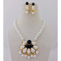 Marudhar Creations Heritage Matte Finish Pota Stone And Mother Of Pearls Necklace Set