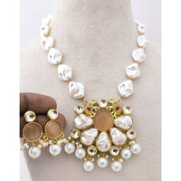 Marudhar Creations Heritage Matte Finish Pota Stone And Mother Of Pearls Necklace Set