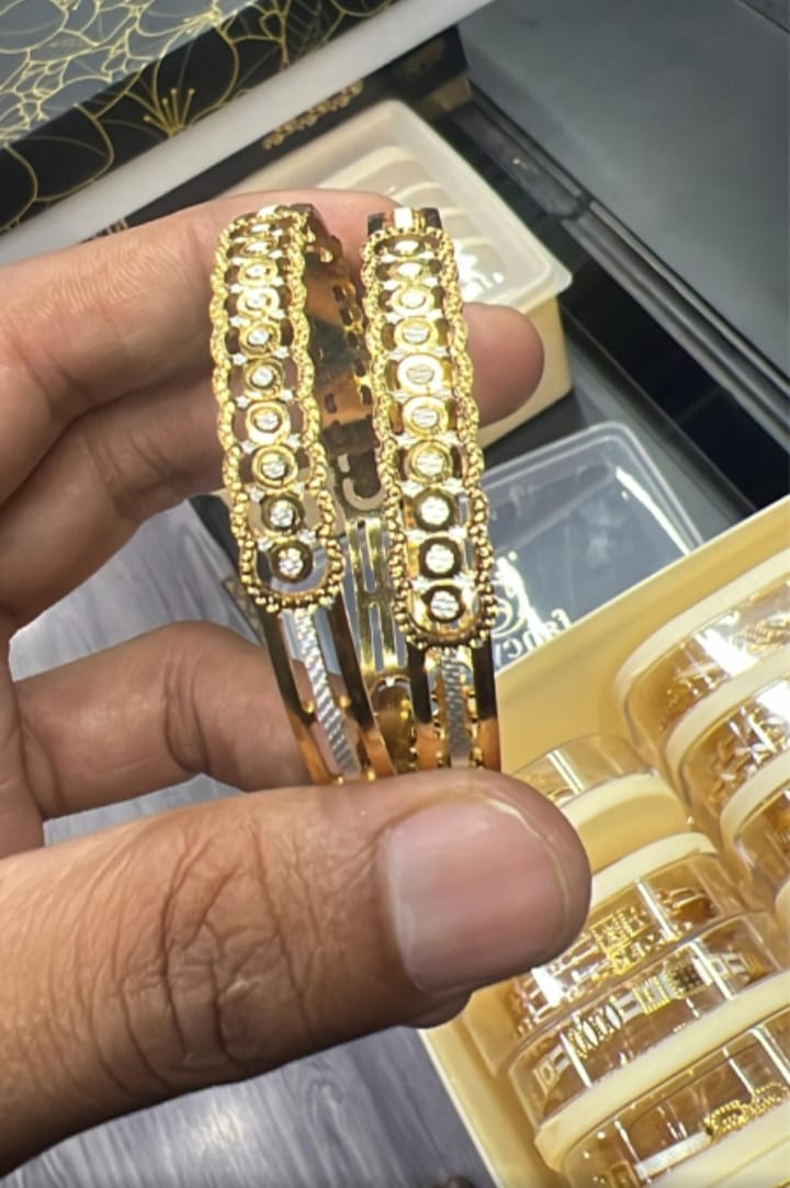 Fancyla Lightweight Designer Bangles Set For Daily Wear