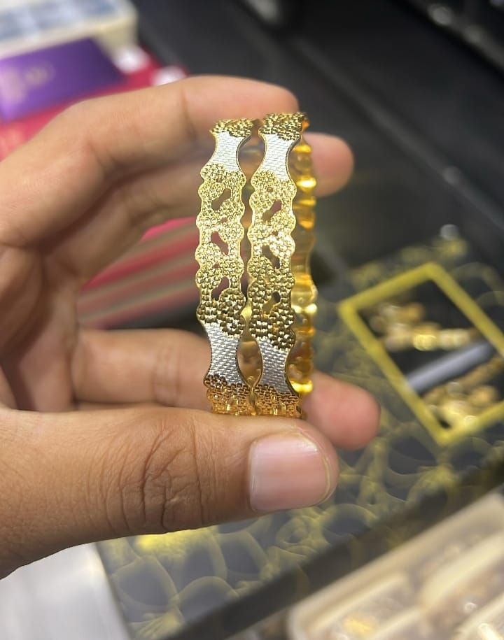 Fancyla Lightweight Designer Bangles Set For Daily Wear