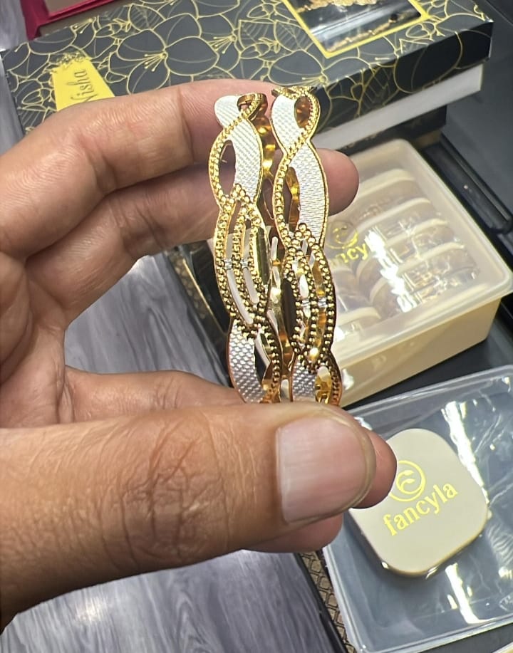 Fancyla Lightweight Designer Bangles Set For Daily Wear