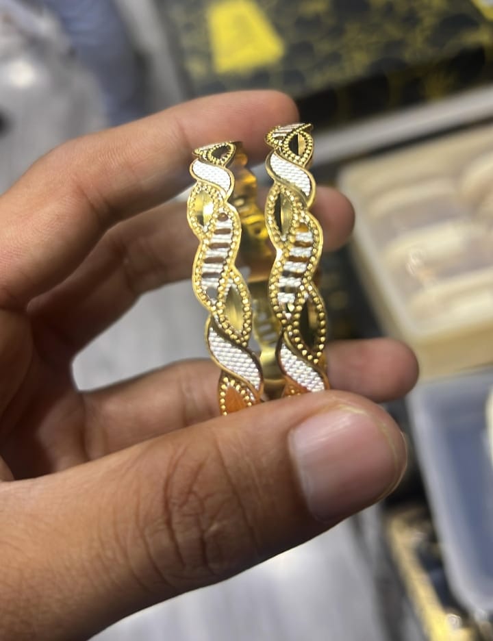 Fancyla Lightweight Designer Bangles Set For Daily Wear