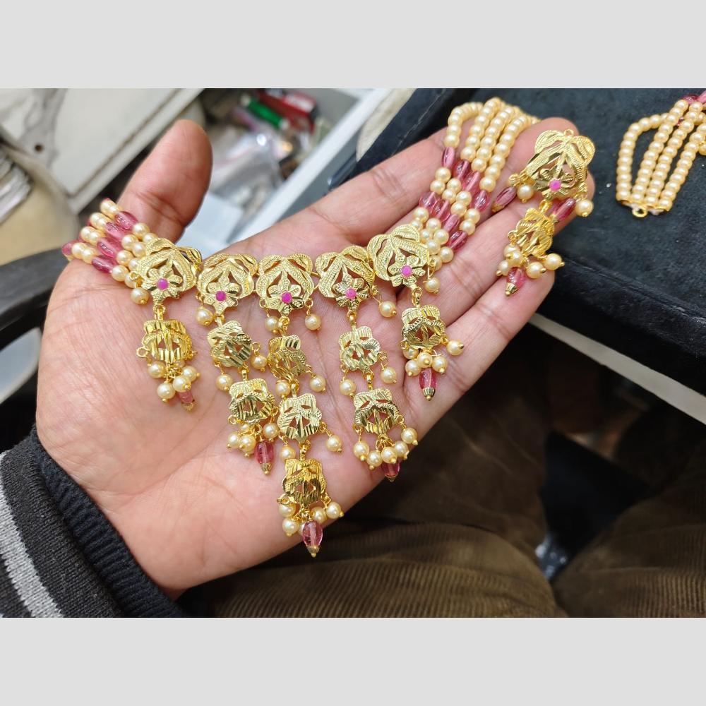 Everlasting Jadau Classic Shine Pota Stone And Pearl Necklace Set