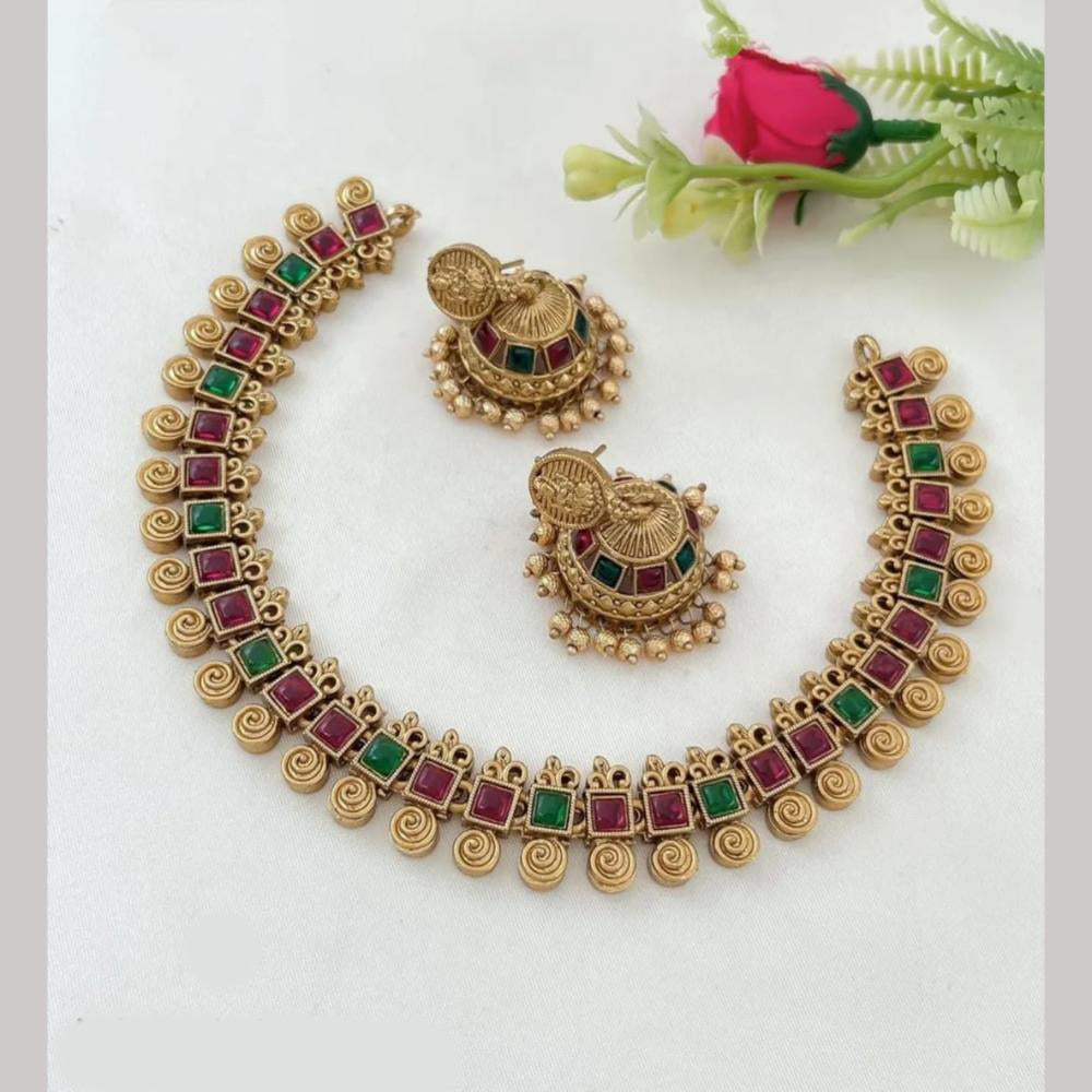 Joyful Jewel Art Matte Gold Plated Pota Stone Necklace Set