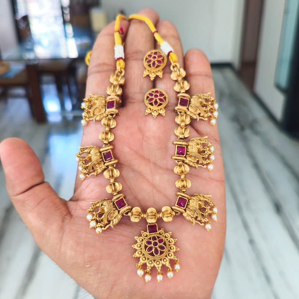 Joyful Jewel Art Timeless Beauty Matte Gold Pota Stone And Pearl Necklace set