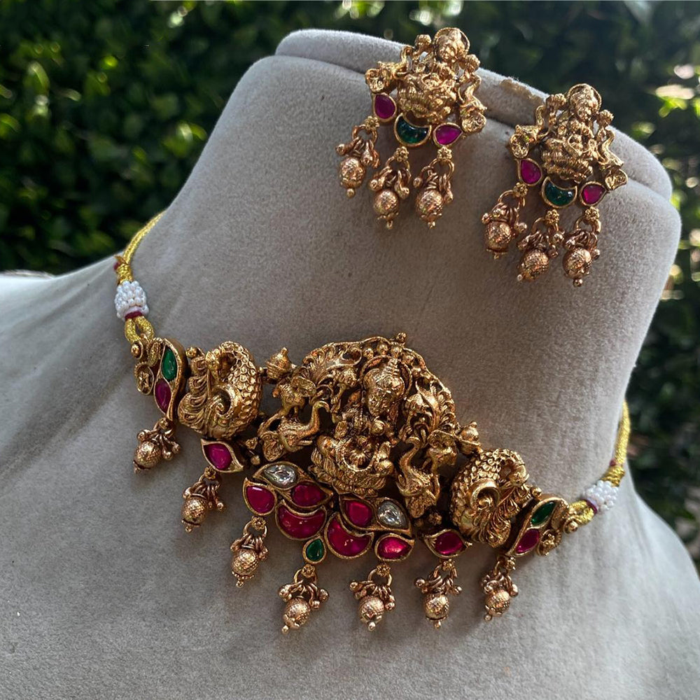 Amoliya Jewels Heritage Pota Stone Temple Choker Necklace Set
