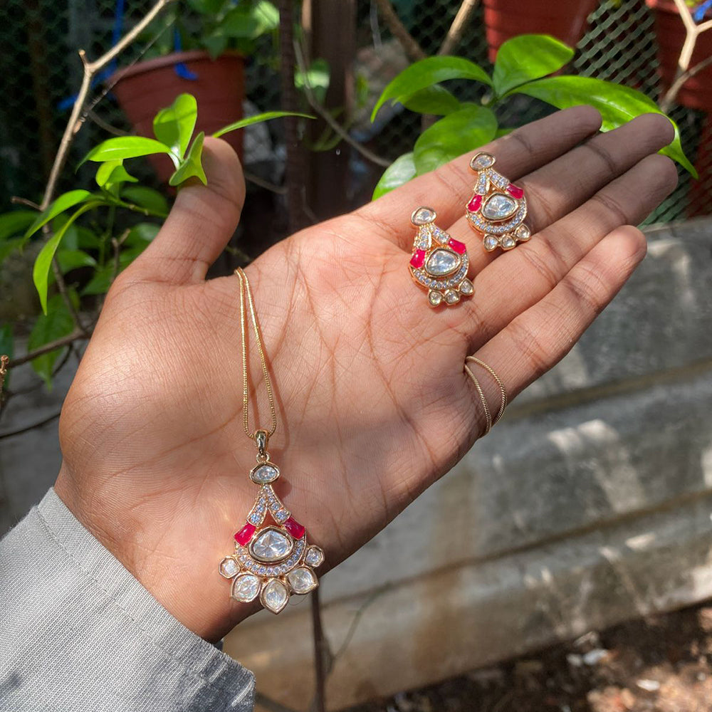 Amoliya Jewels Regal Polki Kundan Stone Chain Pendant Set