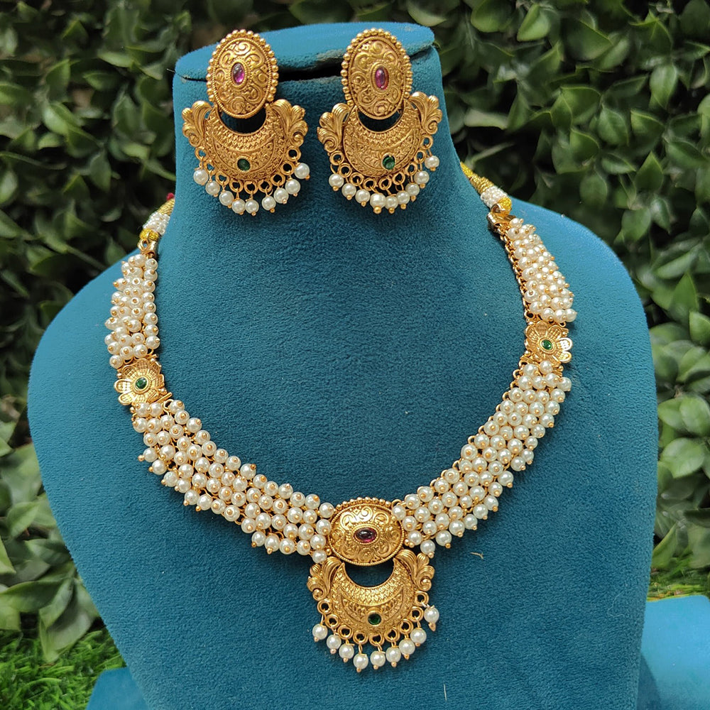 Amoliya Jewels Gold Plated Pota Stone And Pearls Necklace Set