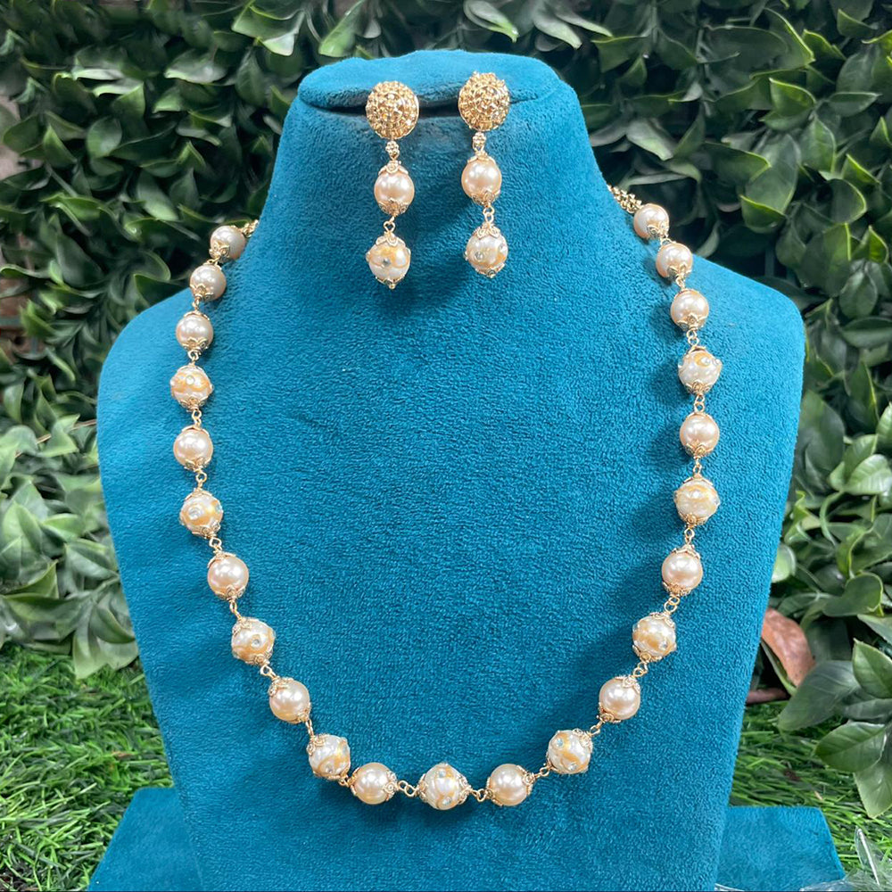 Amoliya Jewels Classic Kundan Stone And Beads Necklace Set For Women