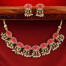 Apparel & Accessories > Jewelry > Necklaces
