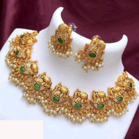 Apparel & Accessories > Jewelry > Necklaces