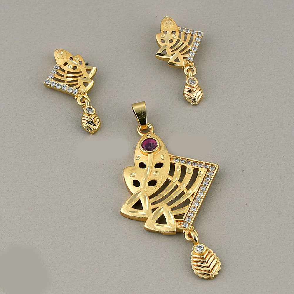 Kalpna Sales Surat Gold Plated Austrian Stone Pendant Set