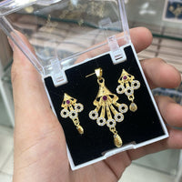 Kalpna Sales Surat Gold Plated Austrian Stone Pendant Set