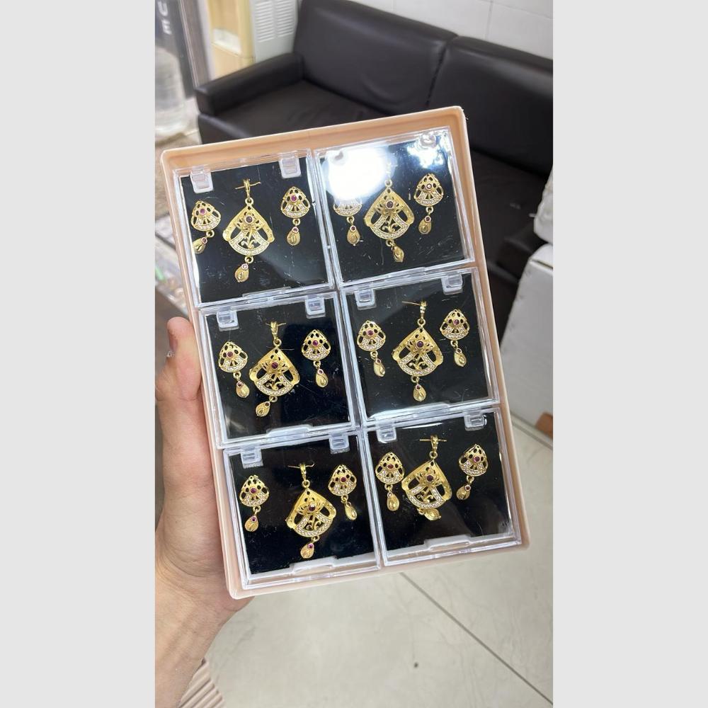 Kalpna Sales Surat Austrian Stone Pendant Set