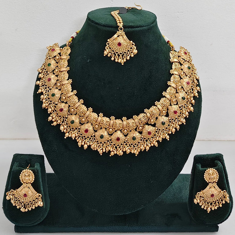 Rajwadi Collection Sparkling Pota Stone And Pearl Necklace Set