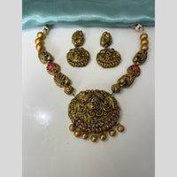 VF Collection Gold Plated Pota Stone And Beads Necklace Set