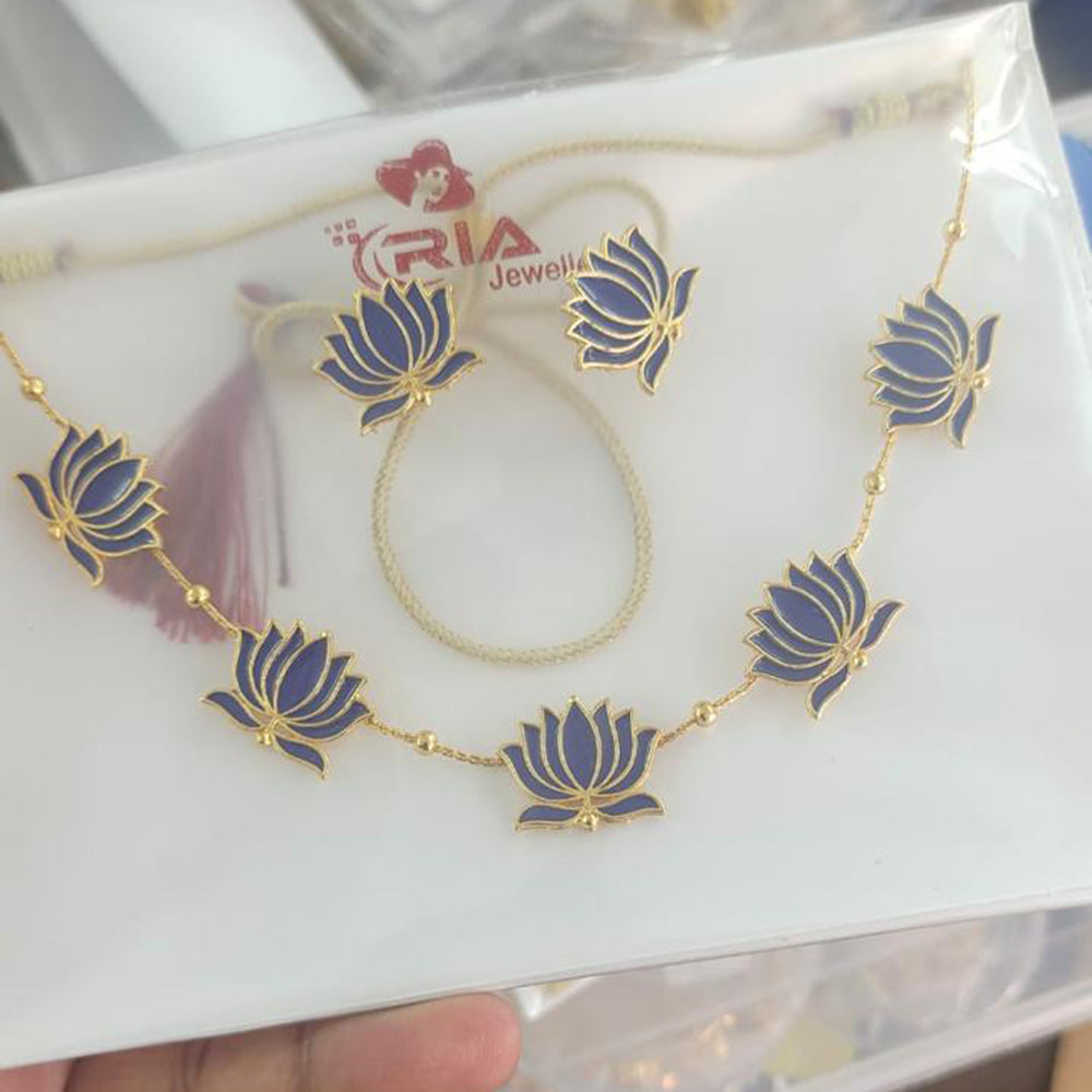 VF Collection Gold Plated Necklace Set