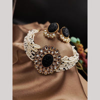 Maharani Jewels Gold Plated Kundan Stone And Pearl Choker Necklace Set