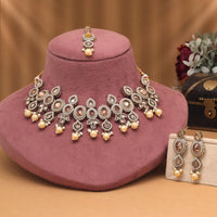 Maharani Jewels Pota Stone and Crystals With Mangtikka Necklace Set
